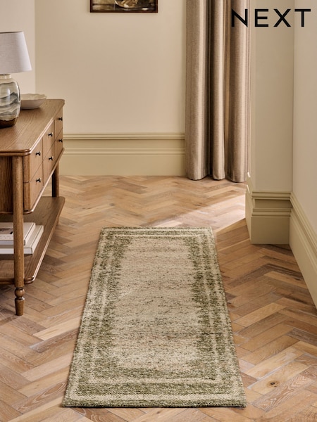 Blended Border Runner