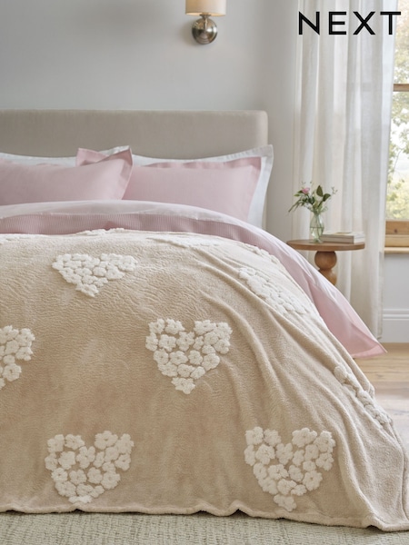 Floral Hearts Fleece Throw
