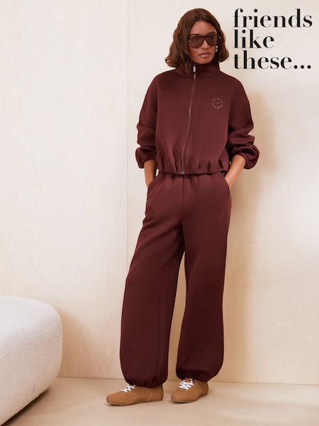 Burgundy Punainen - Friends Like These Studio Premium Heavyweight Scuba Pleated Zip Jumper And Joggers Set