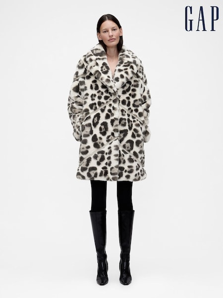 GapStudio White Faux Fur Coat (G49239) | €408