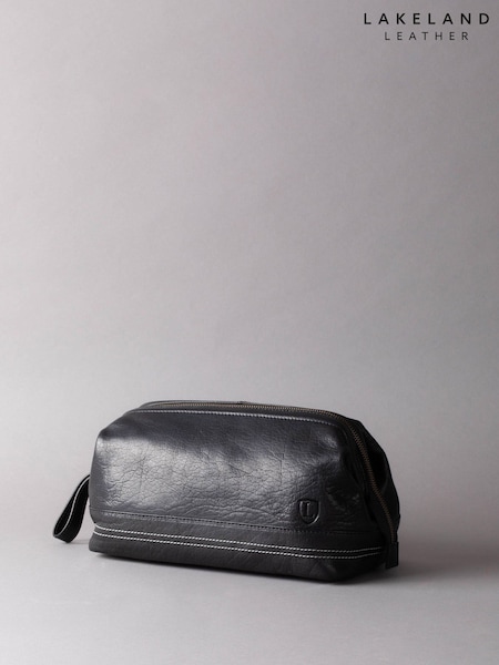 Lakeland Leather Black Keswick Leather Wash Bag (G55676) | R$ 590