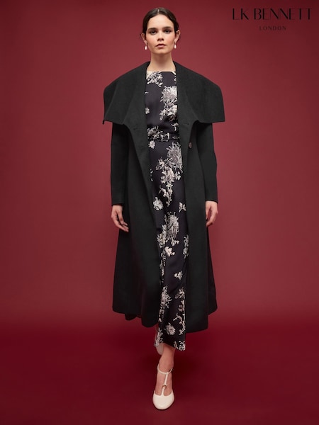 LK Bennett Black Rose Collar Fitted Coat (G56200) | €706