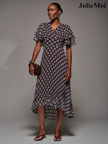 Jolie Moi Dark Brown Angel Sleeve Pleated Chiffon Midaxi Dress (G56928) | €101