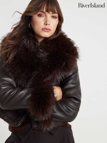 River Island Brown Faux Fur Collar Cropped Biker Jacket (G57987) | €132