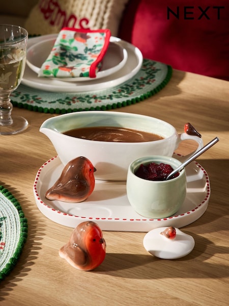 Merry Christmas Robin Centrepiece With Salt And Pepper Shakers And Condiment Pot And Gravy Boat