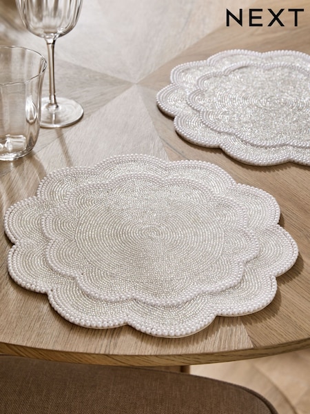 Set Of 2 Beaded Scallop Placemats