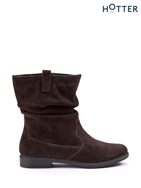 Hotter Wide Fit Irving Zip Boots (G64744) | 149 €