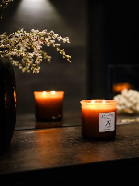 Aroma Naturals Brown Aromatherapy Balance Candle (G66400) | €23