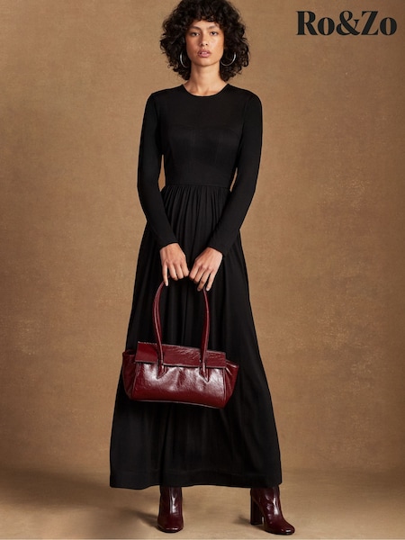 Ro&Zo Black Petite Seamed Bodice Jersey Dress (G67461) | €177