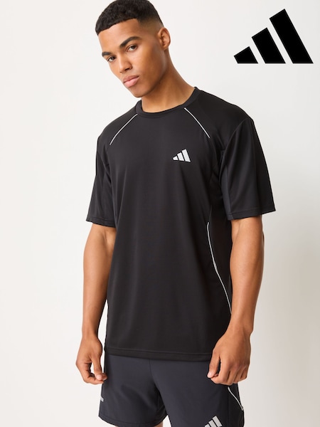 Schwarz - Regular Adidas Tech Apparel T-shirt