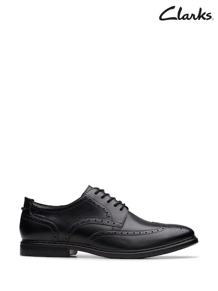 Clarks Banbury Tip Shoes (G72152) | € 99