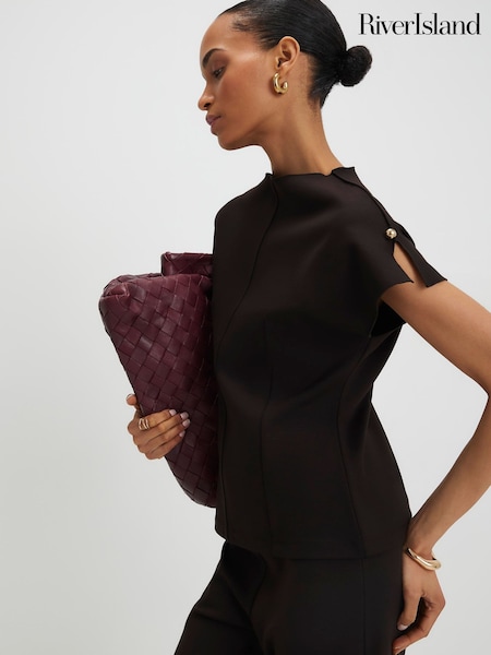 River Island Brown Dark Short Sleeve Interlock T-Shirt (G75987) | AED198