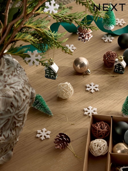 Mixed Christmas Bauble Pack