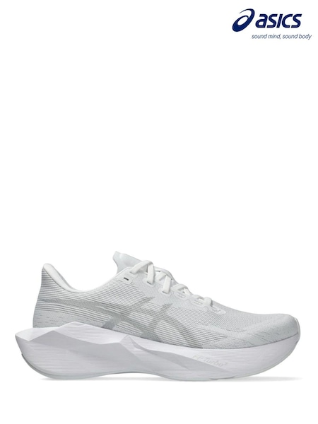 Bianco - Regular Asics Novablast 6 Running Trainers