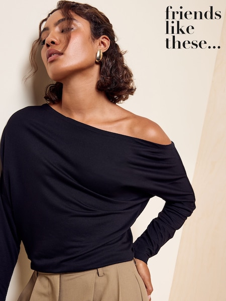 ブラック - Friends Like These Off Shoulder Long Sleeve Jersey Top