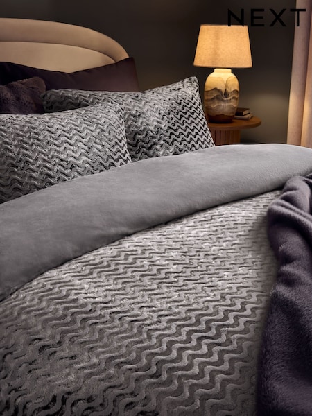 Stripe Textured Fleece Bedding Duvet Cover And Pillowcase Set