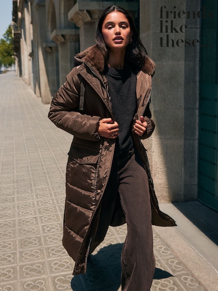 Suklaanruskea - Friends Like These Vyöllinen Mid Length Puffer Coat