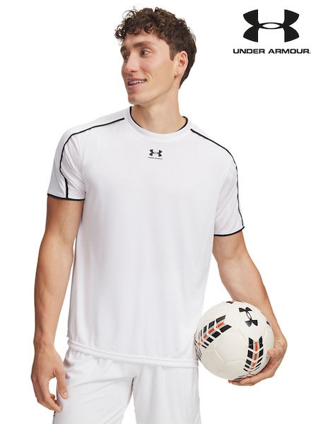 White - Regular Under Armour Challenger Training Short Sleeve Top