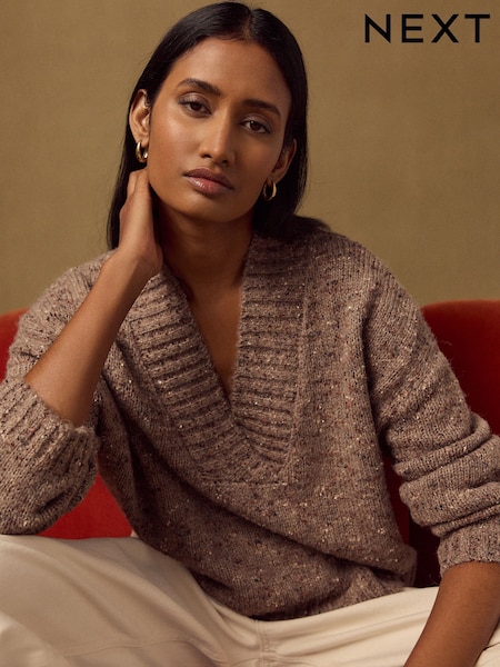 لون محايد بنسيج Neppy محبب - Neppy V-neck Long Sleeve Jumper