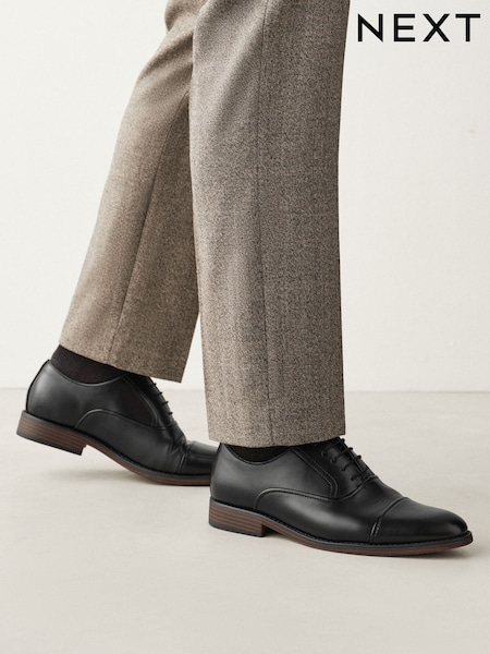 Black - Regular Oxford Toecap Shoes