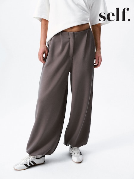 Mink ពណ៌ត្នោត - Self. Clean Cuffed Joggers