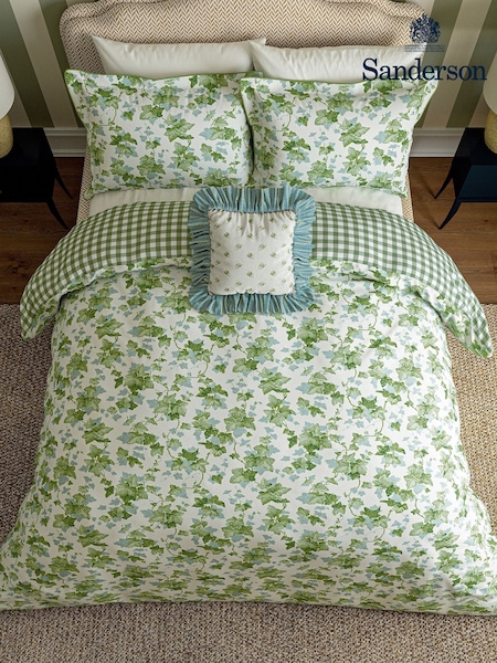 Sanderson Botanical Green Hedra 200 TC Cotton Sateen Duvet Set (H06645) | €93 - €172.50