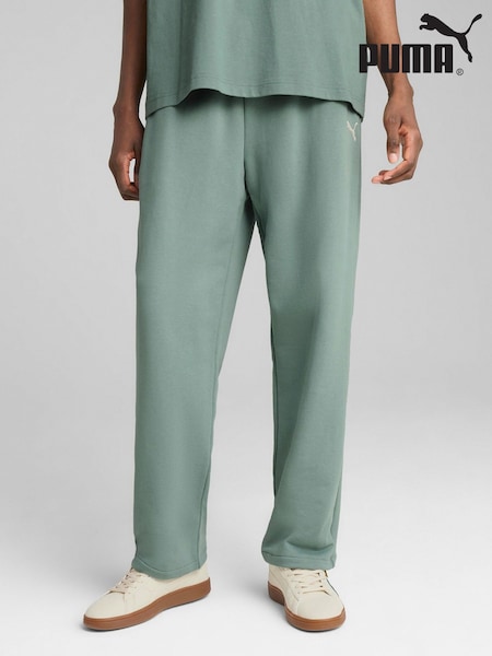 Puma Green Mens Wardrobe Ess Relaxed Joggers (H11347) | AZN 120