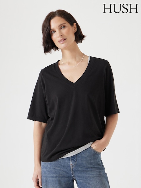 שחור - Hush Reece V-Neck Drapey T-Shirt (H11529) | ‏161‏₪