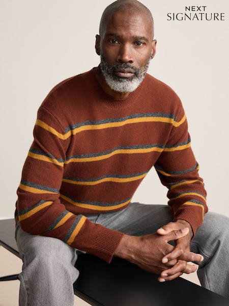 Red Stripe Regular Fit 100% Merino Wool Signature Pattern Mid-Weight Crew Neck Jumper (H11875) | €63