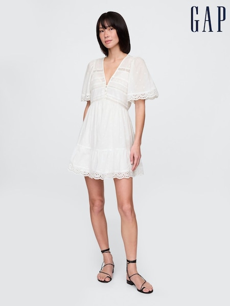 Gap White Flutter-Sleeve Eyelet Mini Dress (H11941) | €125