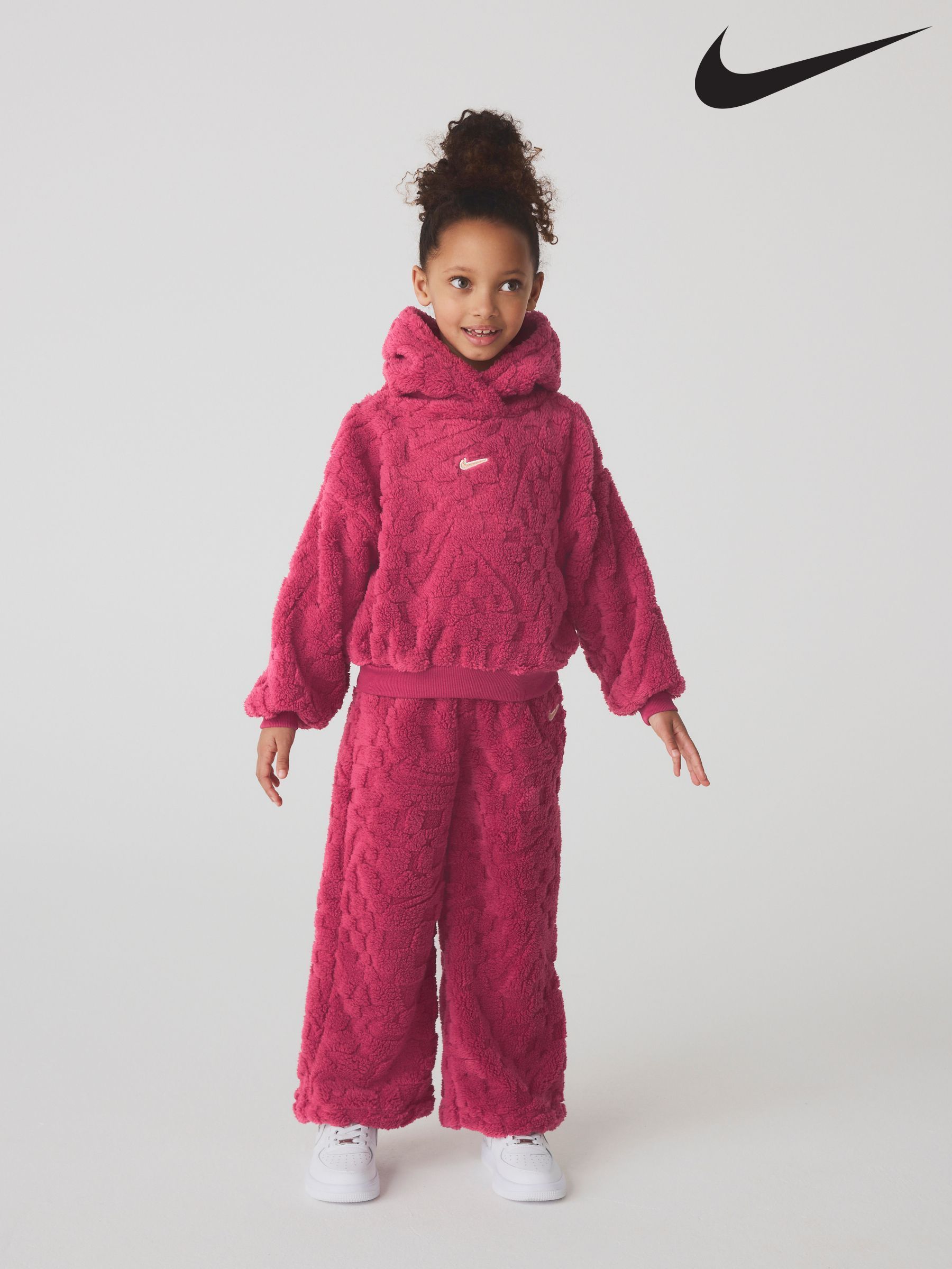 hoodie and jogger set womens nike