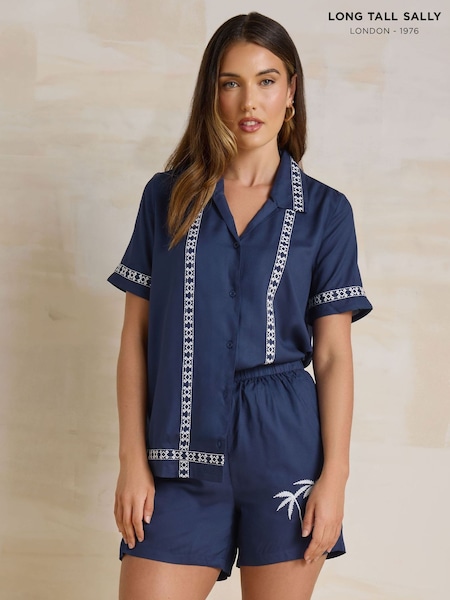 Long Tall Sally Embroideried Shorts (H13392) | 40 €