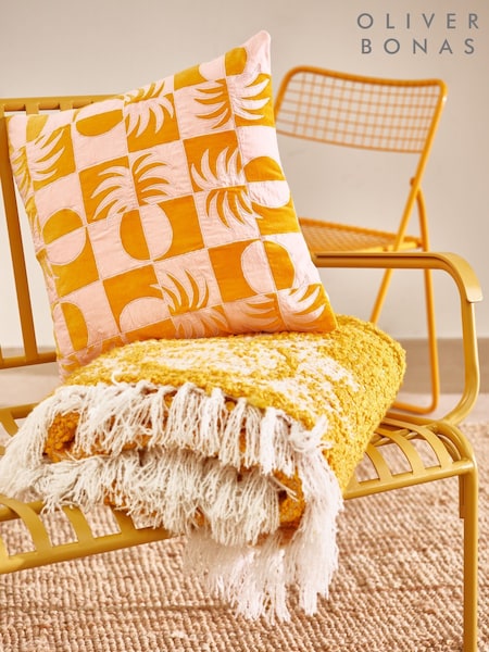 Oliver Bonas Yellow Sun Print Boucle Throw (H13733) | €102