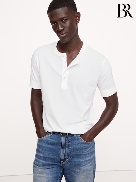 Banana Republic Soft Wash Henley T-Shirt (H14127) | €40