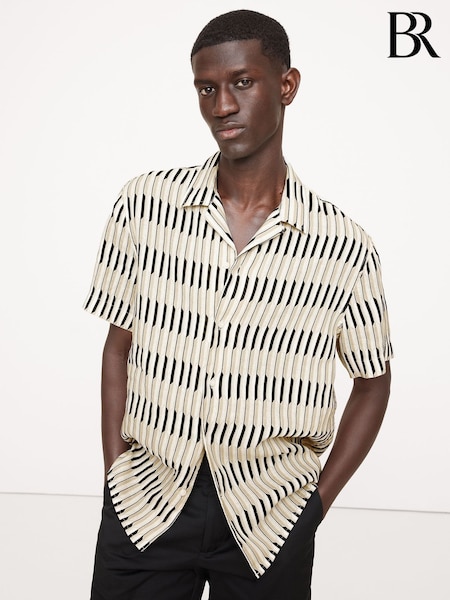 Banana Republic Cream Standard-Fit Linen Resort Shirt (H14143) | €136