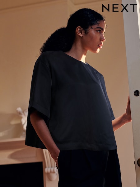 Black Satin Short Sleeve Boxy T-Shirt (H15394) | €29