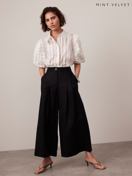 Mint Velvet Linen Cropped Trousers (H15941) | ‏498‏₪