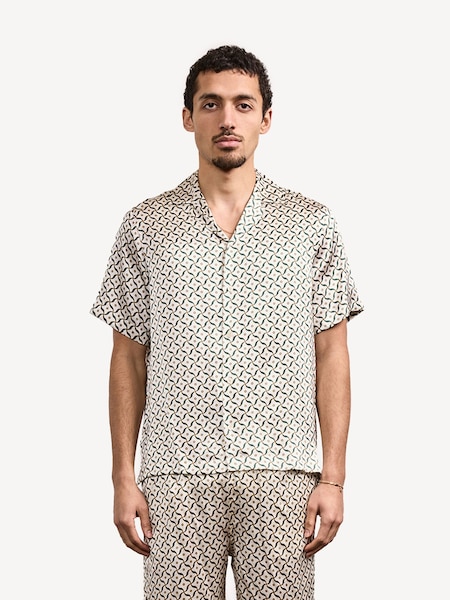 Frescobol Carioca Natural Roberto Silk Short Sleeve Shirt Lotus Print (H16237) | AED1,718
