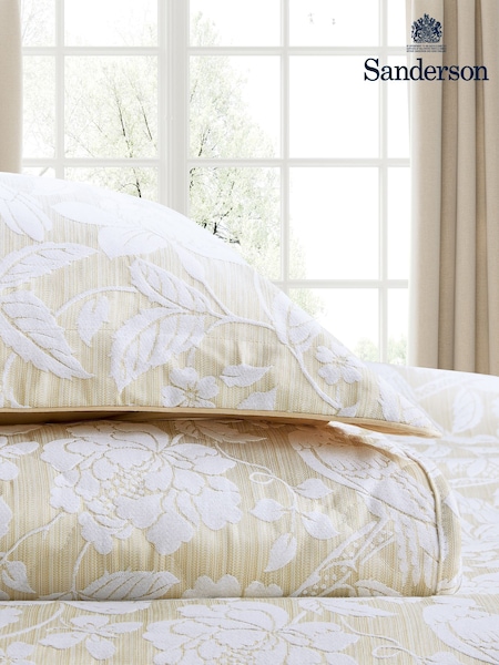 Sanderson Pyramus Quilted Throw (H16860) | ‏874 د.إ.‏
