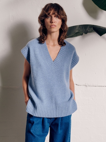 Vivere Blue Iva V-Neck Knitted Jumper (H17891) | ₪528