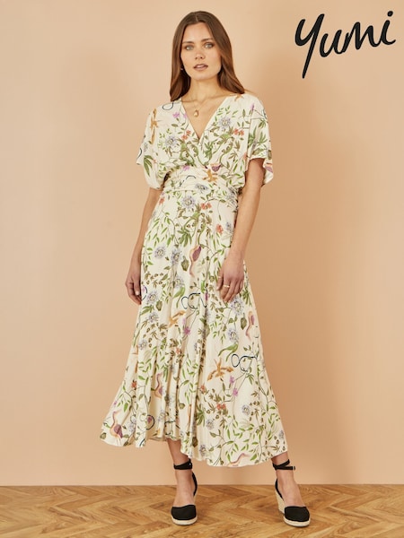 Yumi Natural Floral Print Ruched Waist Midi Dress With Kimono Sleeves (H18491) | €100