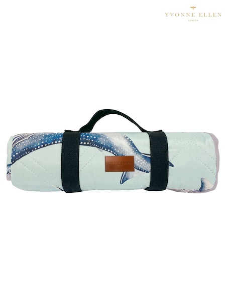 Yvonne Ellen Blue Whales Picnic Blanket (H18938) | €40