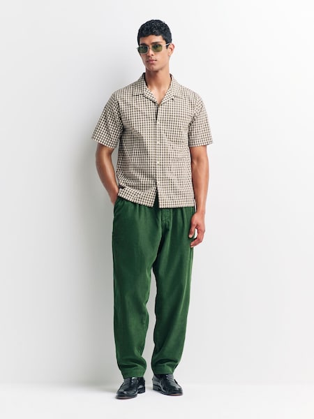 Universal Works Pleated Corduroy Joggers (H19016) | 312 €