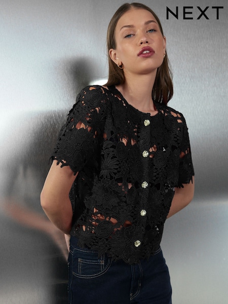 črna - Floral Lace Short Sleeve Top (H19540) | € 52