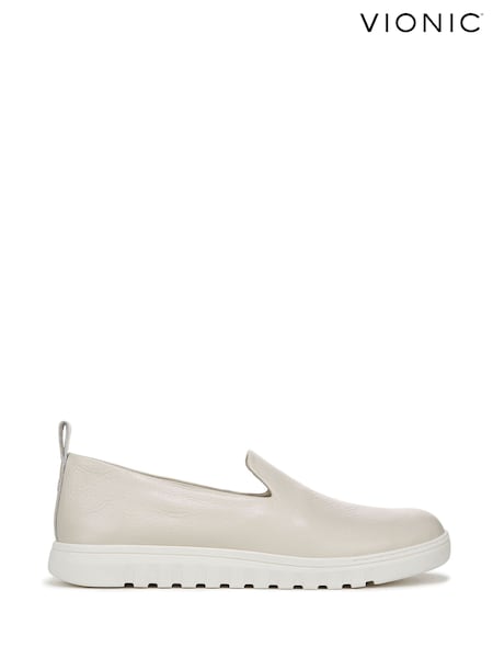 Vionic Regular Fit Uptown Willa Arch Support Loafers (H19609) | €191