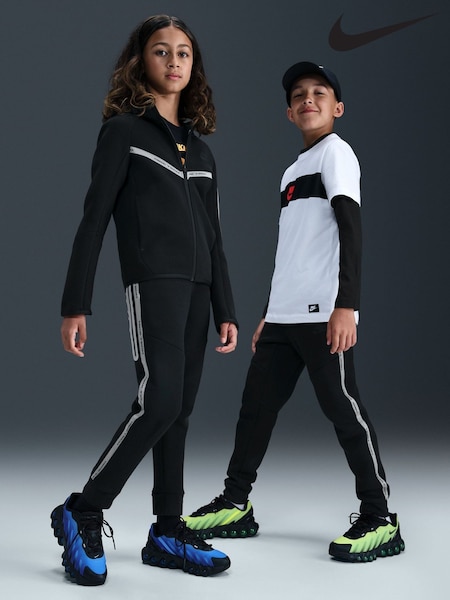 Svart - Nike Tech Fleece Reflective Joggers (H20188) | kr1 370