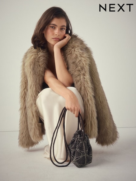 Grey Velvet Embellished Detail Bucket Bag (H20496) | R$ 330