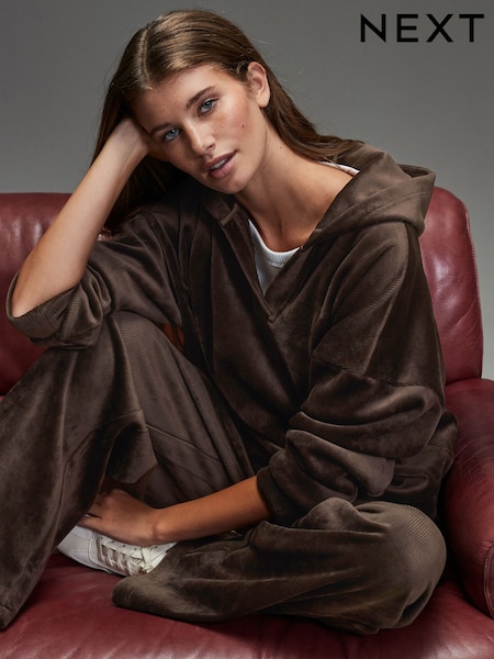 Chocolate Brown Soft Feel Cord  Long Sleeve Hoodie (H20787) | €43
