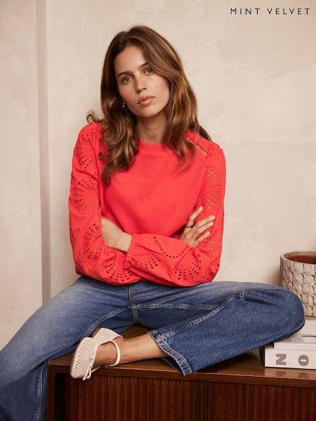 Mint Velvet Broderie Anglaise Detail Sweatshirt (H21251) | 123 €