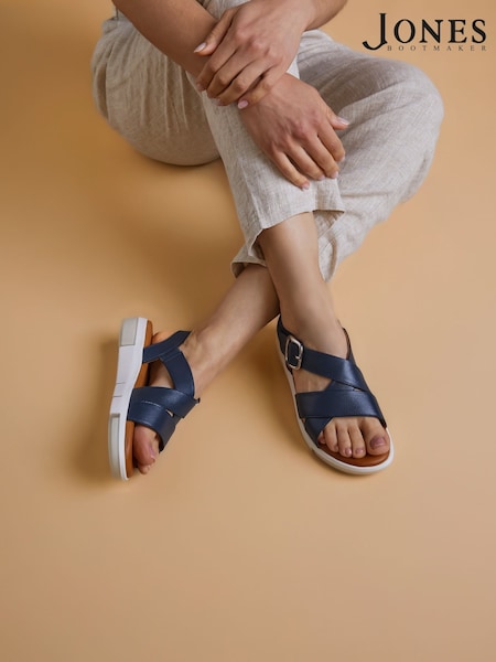 Jones Bootmaker Ilaria Casual Leather Sandals (H21551) | €101